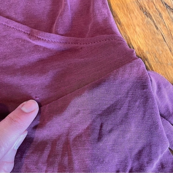 MAURICES 24/7 Wrap Front Top Berry Mauve Pink ish Surplice Short Sleeve Peplum L - Picture 11 of 12